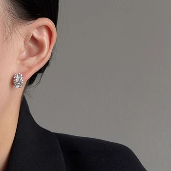 Strassz Fashion Simple 925 ezüst tűs fülbevaló nőknek