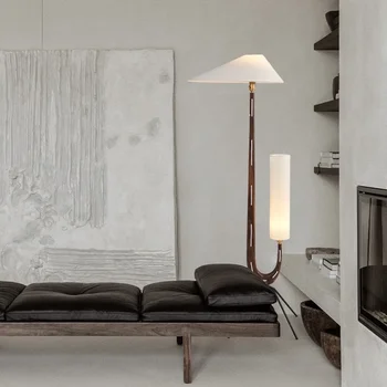 Közép-ősi állólámpa Nordic Modern Designer Model Double-Head Atmosphere Creative Living Room kanapé Függőleges lámpa